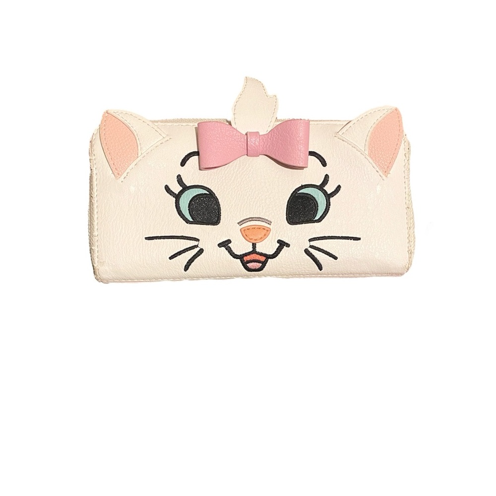 Disney Loungefly Marie Wallet